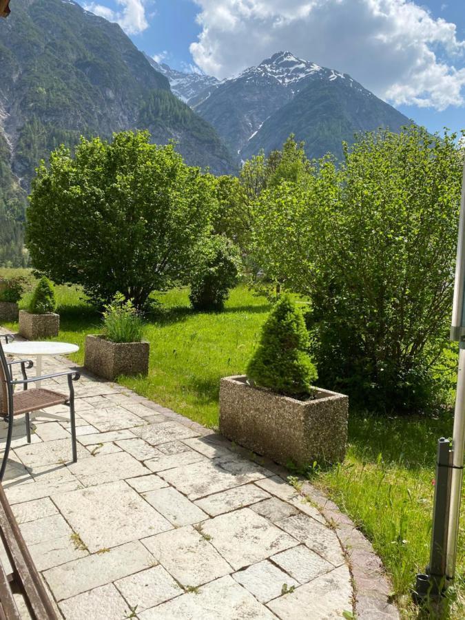 Gaestehaus Huber Holzgau Exterior foto